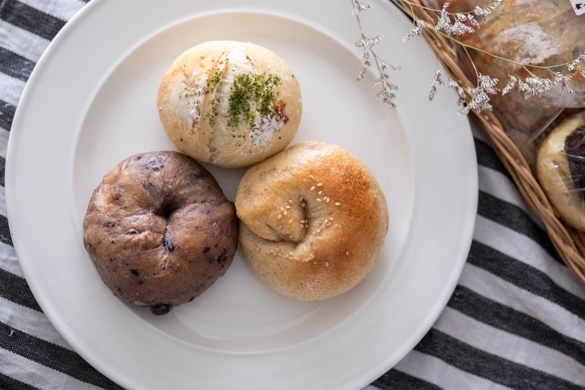 「明日のパン」が心待ちになる、わくわくの詰まった小さなパン屋さん