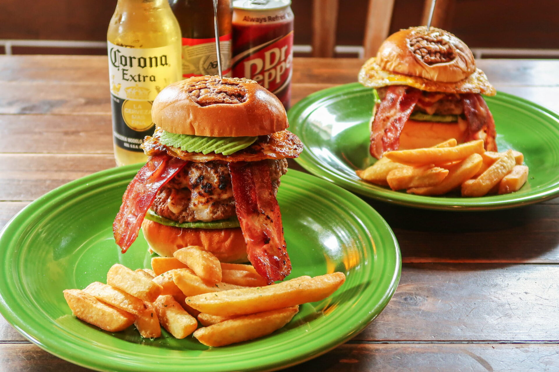 みんなで食べたい笑顔弾けるハンバーガー！鹿屋市のハンバーガー専門店「Rion Diner」