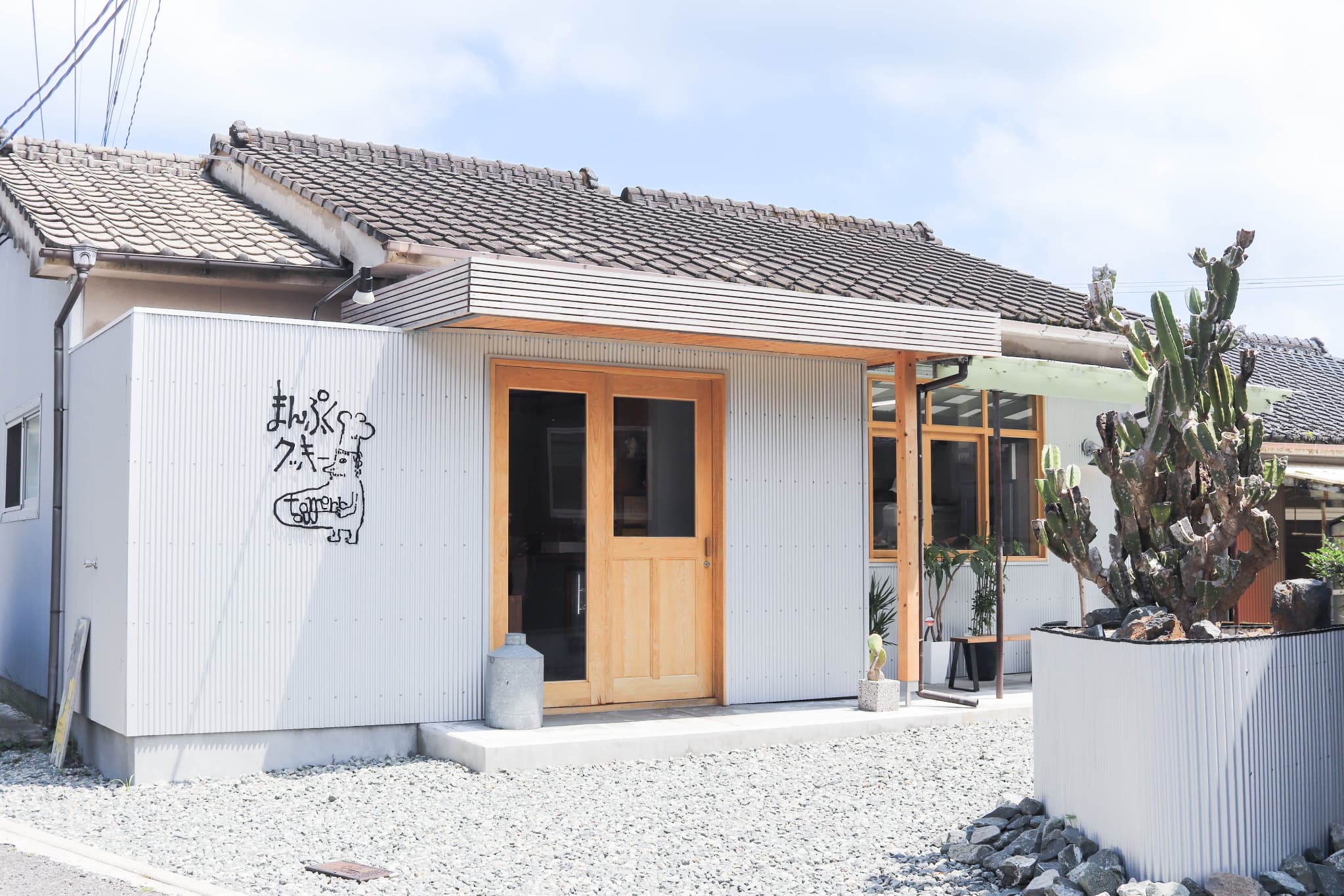 姶良市の「まんぷくクッキーtomorrow」。焼き菓子に、パン、夏はかき氷と楽しみが満載！