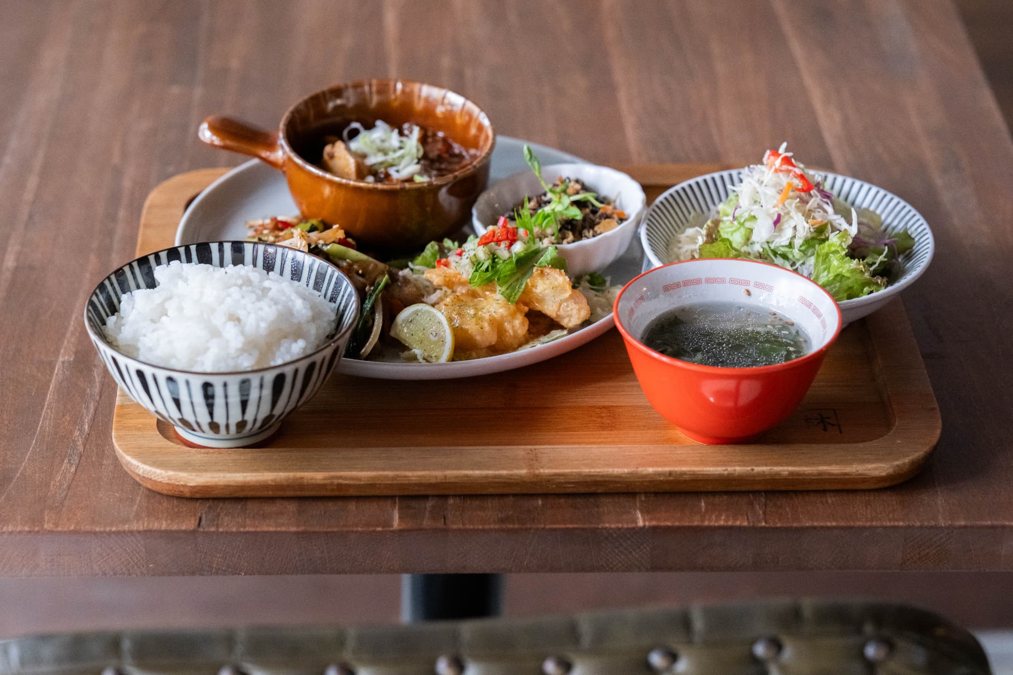 「ちいさな台所名山」鹿児島で味わう“はやくておいしい”アジアン料理