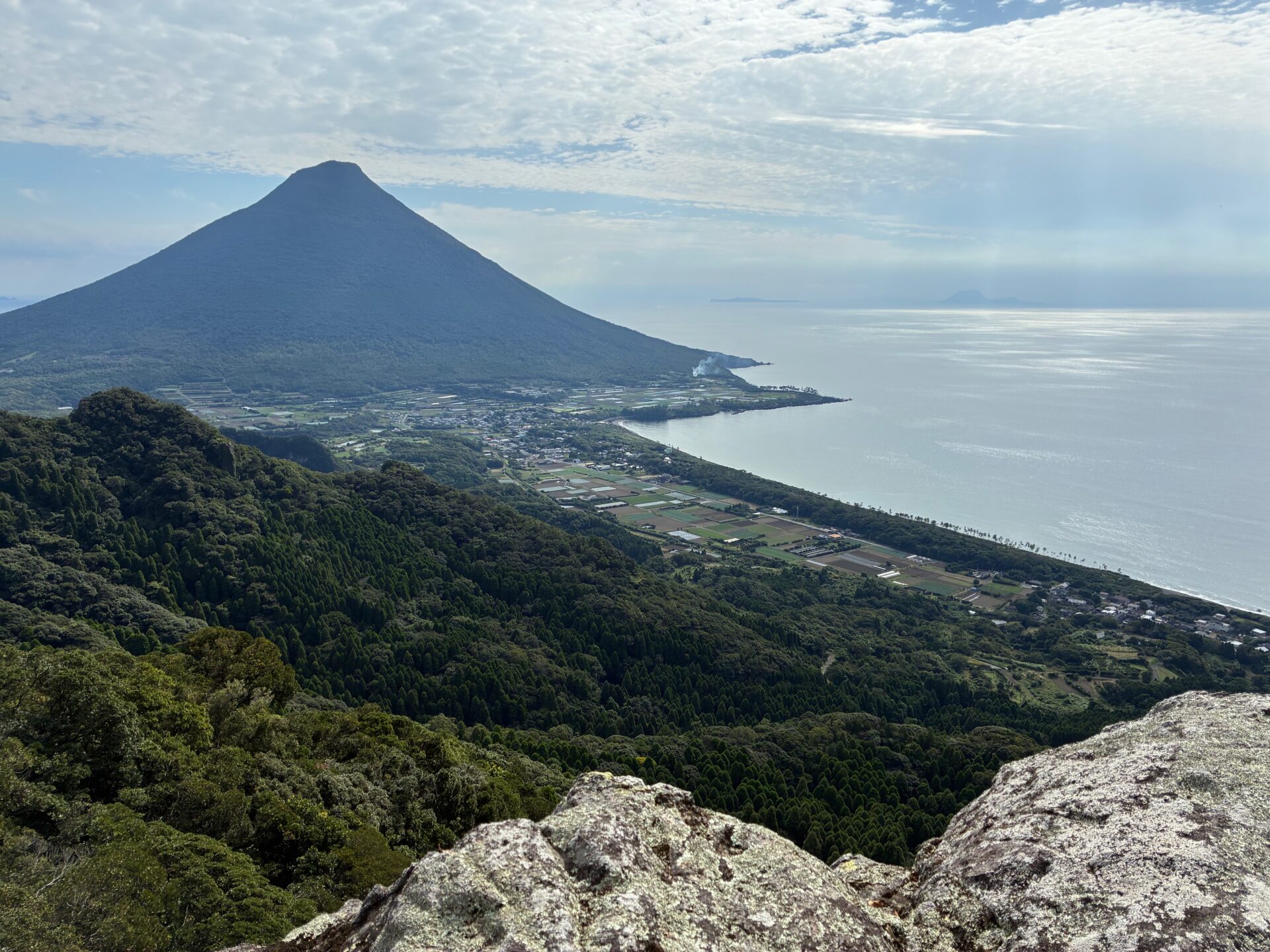 【あちこち山ある記】開聞岳と東シナ海の絶景が楽しめる矢筈岳（やはずだけ）