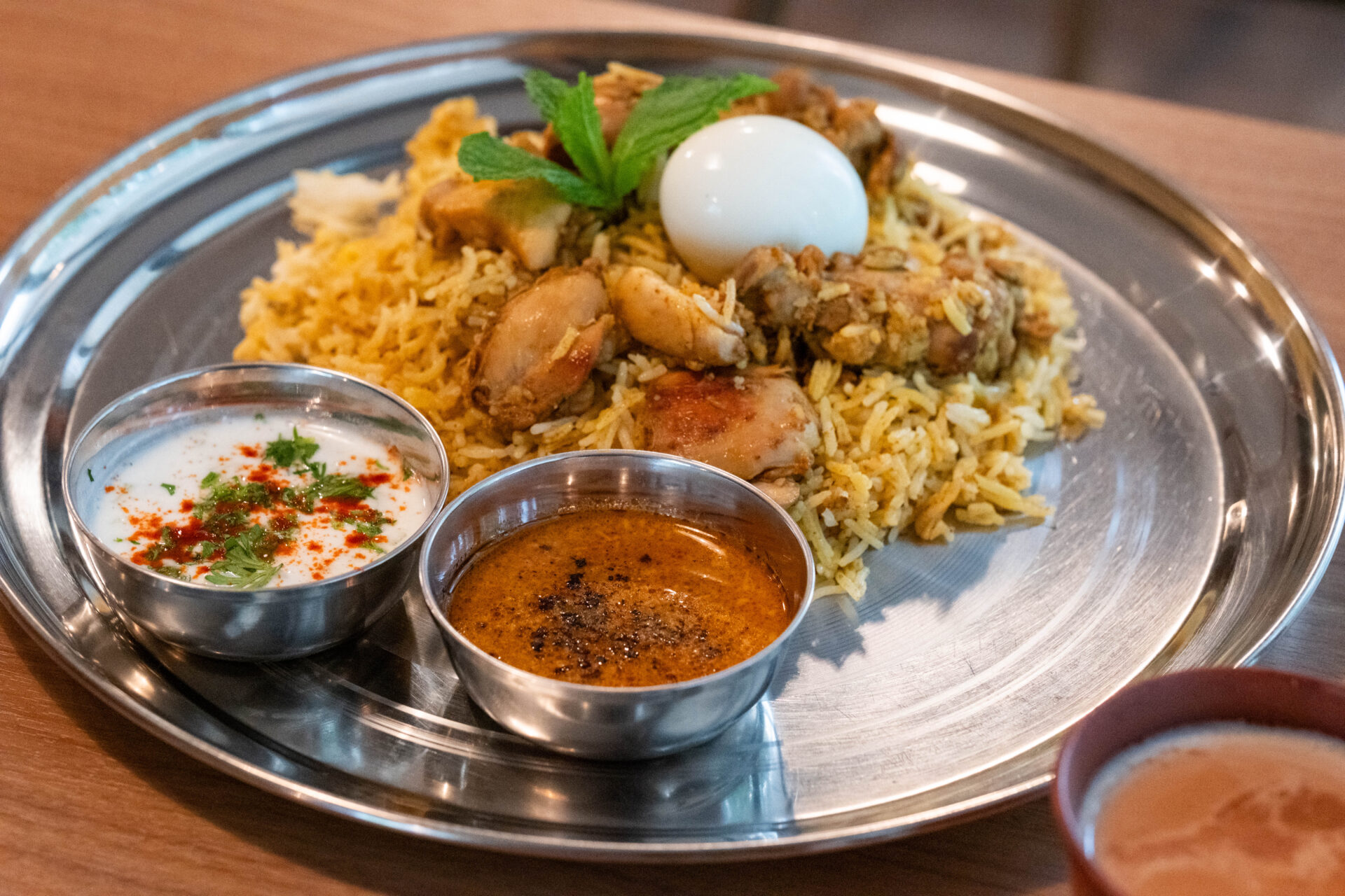 曽木の滝近くの南インドカレー店「南天竺屋」。本場タミルのビリヤニとミールスを